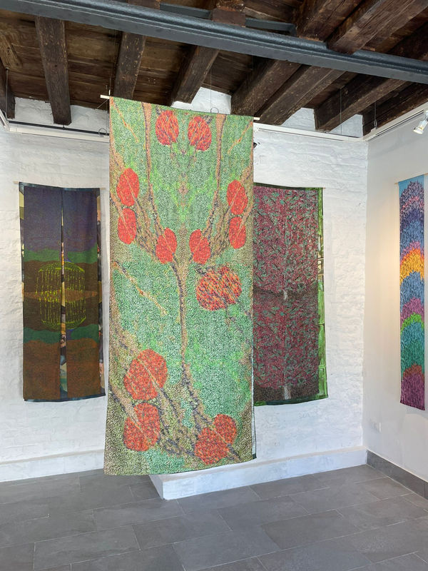 84C1009F 5561 418B B9A3 9B81B6862Eef