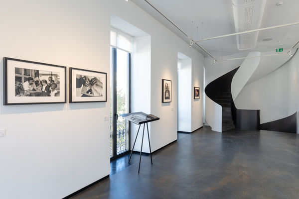 2022 09 23 Inaugura Ao Steve Schapiro The Pink House Loule Dd 4