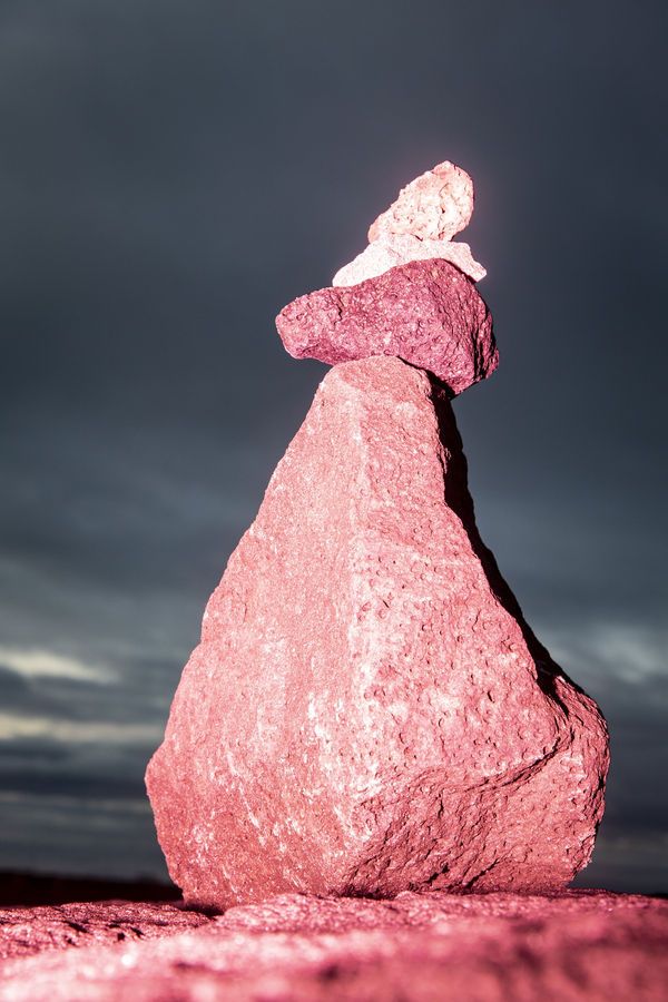 Gihan Tubbeh, Verbos de Piedra (Verbs in Stone), 2020