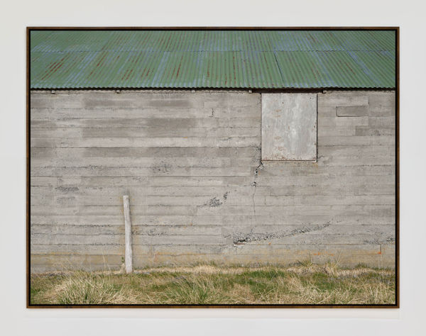 Iceland17849 Walnutframe