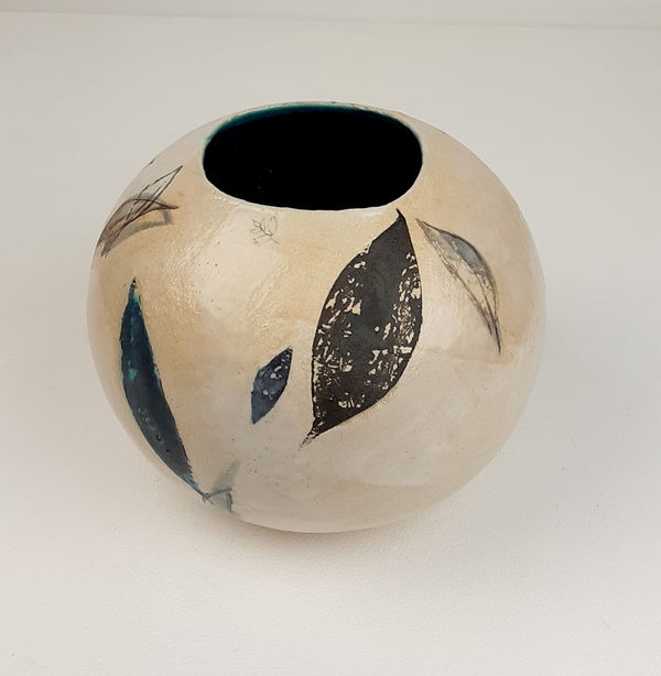 Medium Bowl 11 handbuilt stoneware 15cm Fiona Thompson