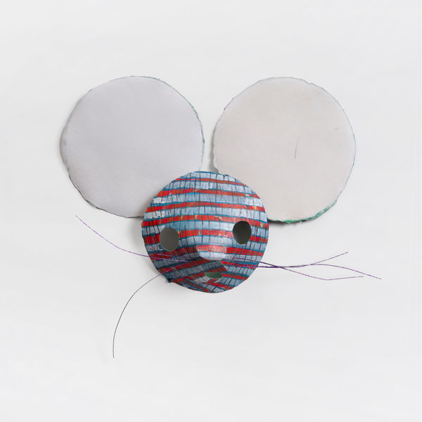 Untitled 2026 紙（油彩）にミクストメディア/ Mixed media (Oil paint) on paper cut H35 × W43 × D7 cm H13.7 × W16.9 × D2.7 in.