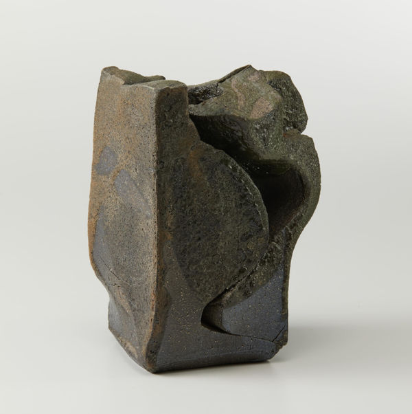 道川 省三, Volcano Sculptural Form, 2025