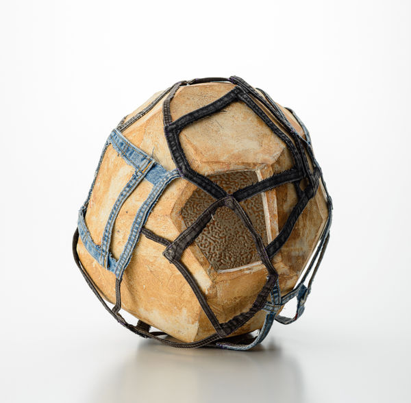 アナ・スーホイ, Jean Pocket Orb, 2017