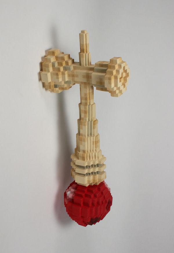 Low pixel CG「重力遊び」, 2020 陶 H9.5 × W25 × D6.5 cm 増田 敏也