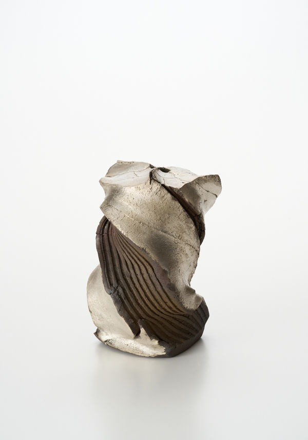 道川 省三, Tanka with Silver Sculptural Form, 2025