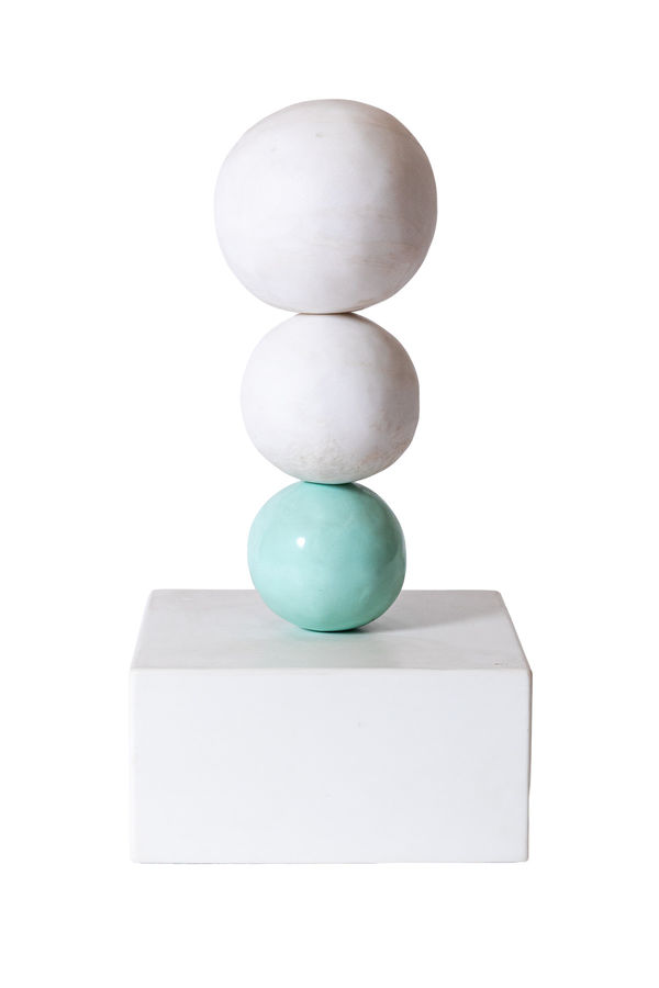 Gary Hume Mums and Dads, 2014 Mármore e pintura 57 x 30 x 30 cm