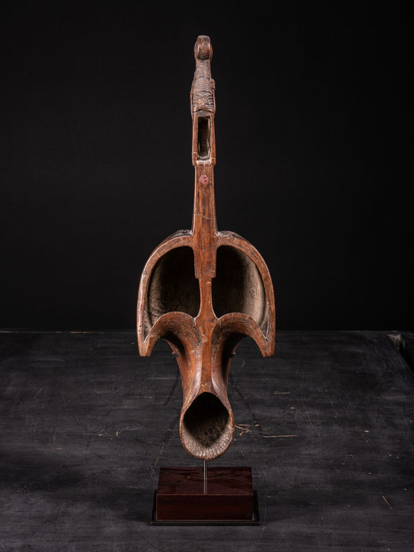 Two music instruments sold to Music Instrument Museum in Phoenix