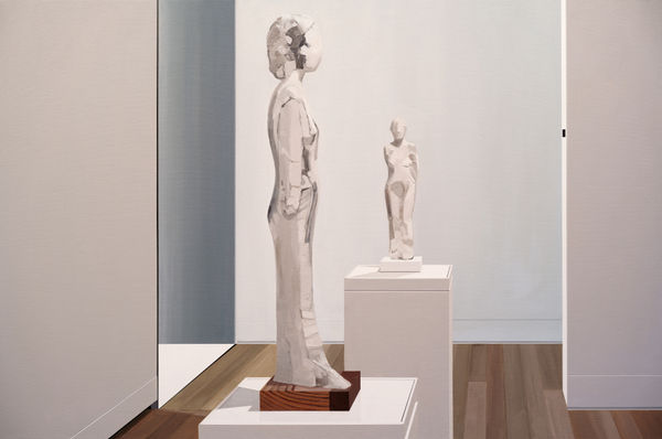 Sarah McKenzie, Faceless, Armless Women (Yale University Art Gallery with Manuel Neri, 2018), 2019