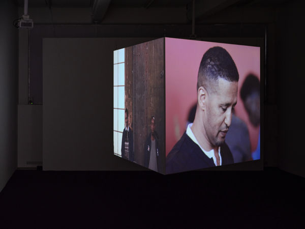 Installation view, Salad Hilowle, När morgonstjärnan brinner, 2025, Cecilia Hillström Gallery. Photo: Jean-Baptiste Béranger.