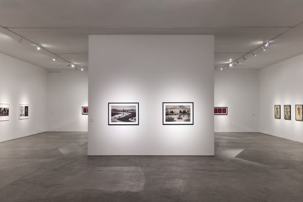 Dakota Mace, DAHODIYINII--SACRED PLACES, SITE SANTA FE, Installation image, 2025, photo by Brad Trone