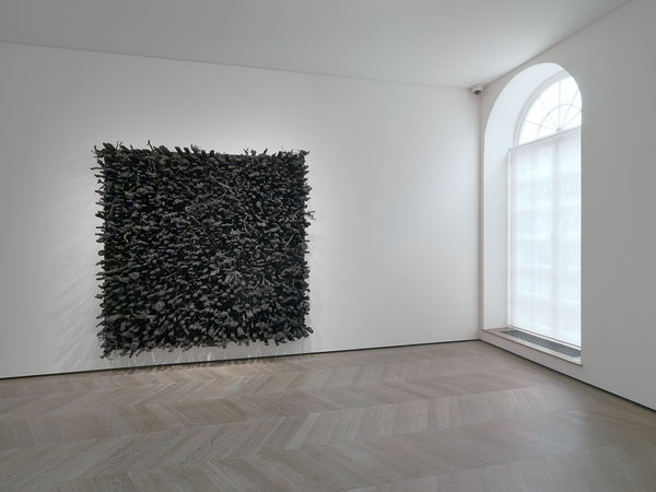 Leonardo Drew Installation 4