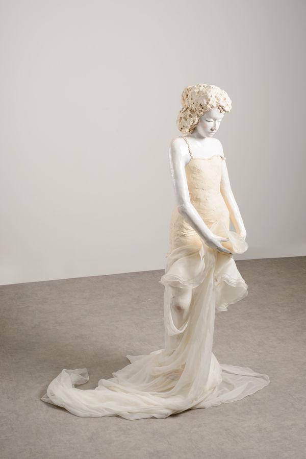 Julia Haumont | Dans ma robe, couleur du temps