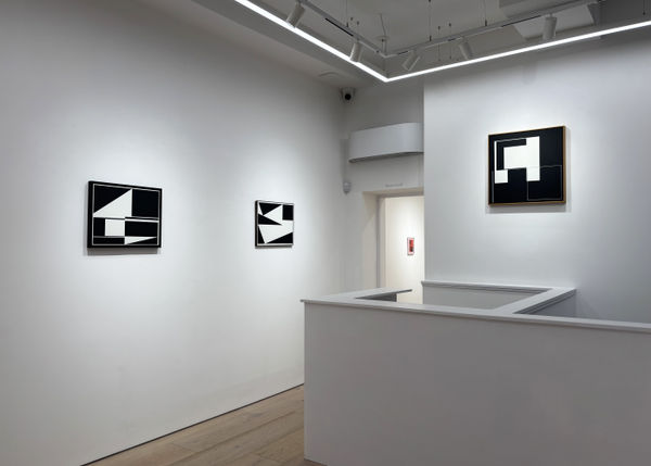 Invisible Structures Carsten Beck