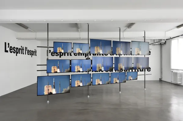 Isabelle Cornaro: Loop and Wip