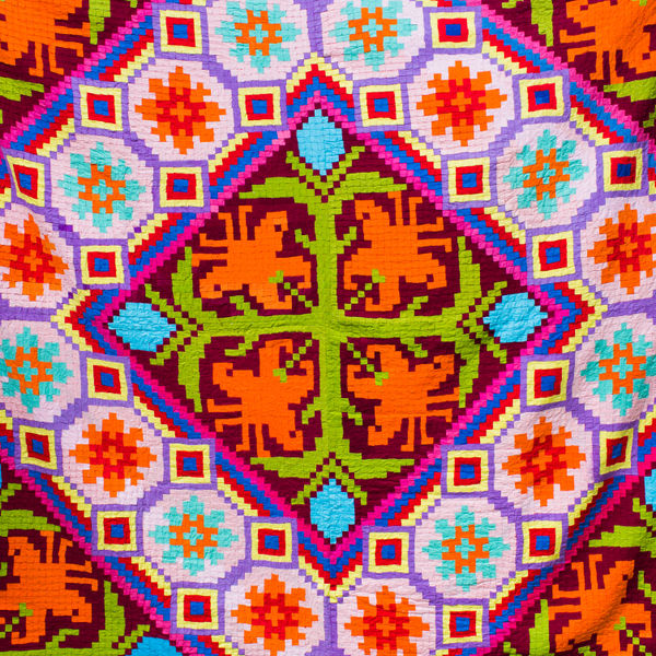 Tungane Broadbent, Tivaivai Taorei (detail).