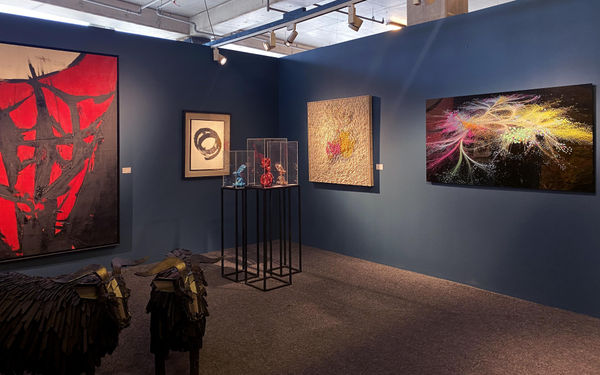 © Kálmán Makláry Fine Arts