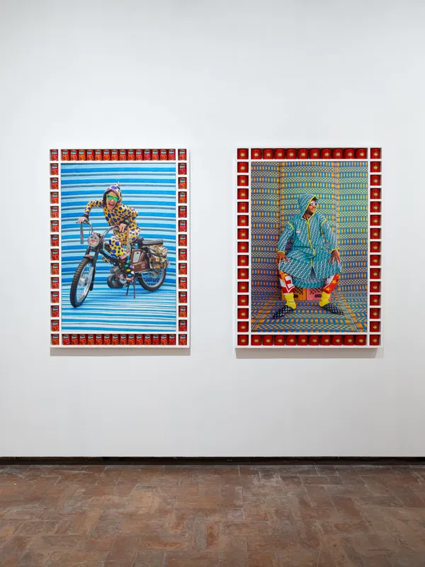 Hassan Hajjaj CHROMOTHERAPIA, La photographie couleur qui vous fait du bien - Villa Medici, Roma