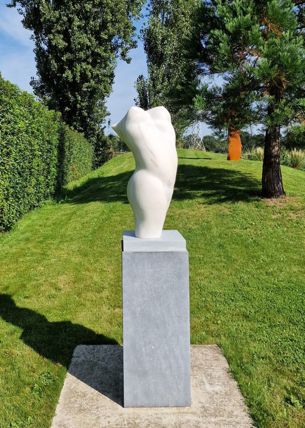 Kim Kroes, Gioco di Linee