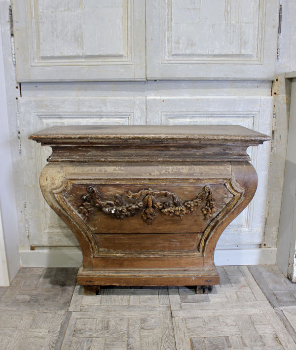 Early 18th century baroque console table