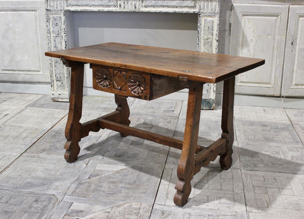 17th/18th century Spanish side table