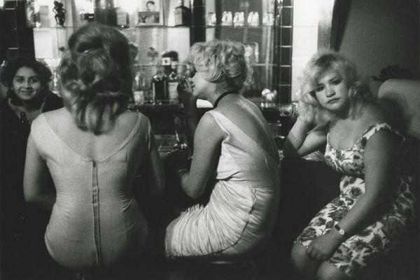 Sergio Larrain, Bar Los Siete Espejos (Bar of Seven Mirrors), Valparaiso, Chili, 1963