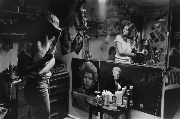 Joseph Szabo, Dawn in her bedroom, 1985
