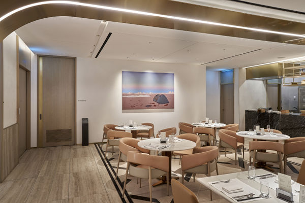 Courtesy Of Choi Choi Gallery Lottehotelsandresorts And The Artist 1