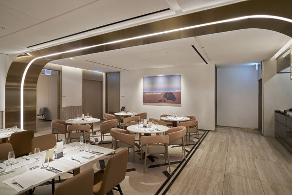 Courtesy Of Choi Choi Gallery Lottehotelsandresorts And The Artist 17