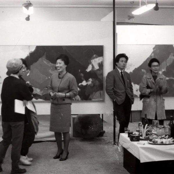 Landing Paris Tokyo Minami Gallery Opening 1960 Peach Blossom Feast