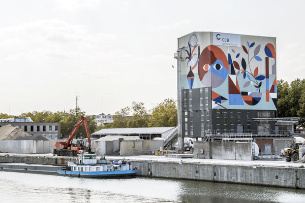 HELL’O | CCB TOWER, MURAL