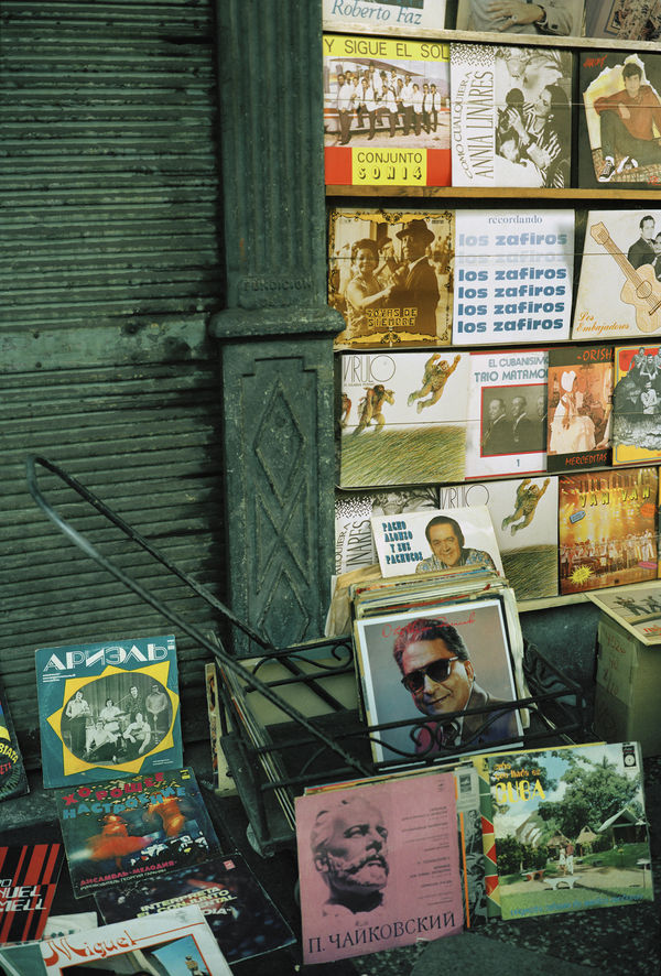 Tria Giovan, More Records in Vedado - Havana, Cuba , 1993