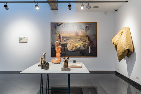 The Private Public works selected from five Romanian art collections