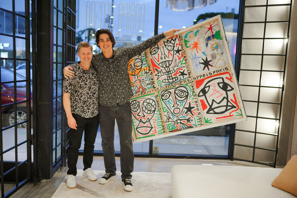 Photo 297 Kipton Cronkite Paris Brosnan