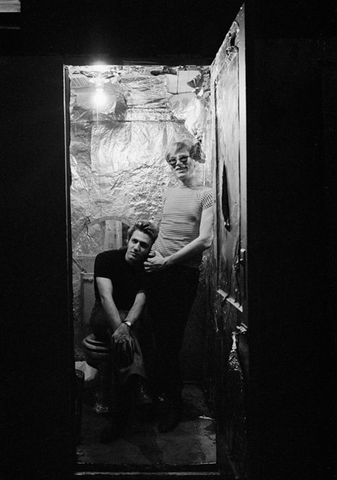 Bob Adelman, Andy Warhol in the silver Factory, 1965 [printed later]