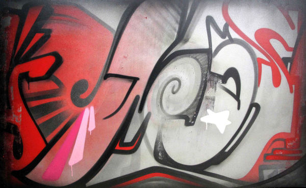 ŒUVRES POST-GRAFFITI, smash137 (adrian Falkner) "bricksmasher" 2007