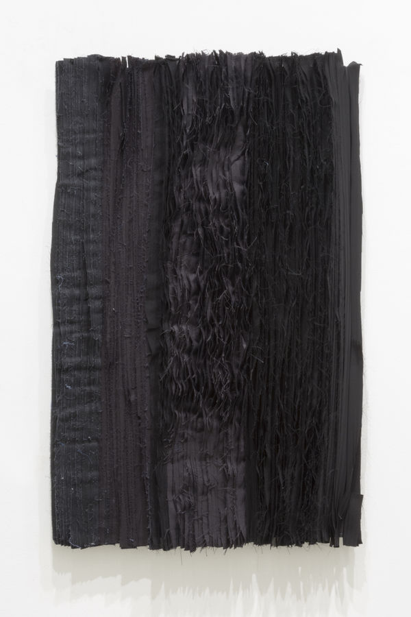 Joël Andrianomearisoa Blue take me to the end of all loves 4 2019 Textiles 101,5 x 61 cm