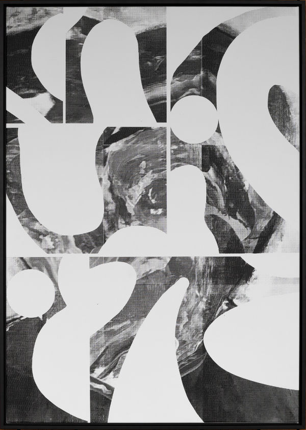 Memory of a painting of a portrait with some experimental techniques