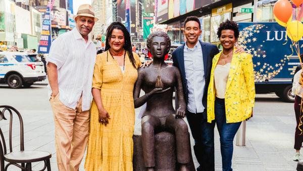 Lorraine Hansberry Statue Finds a Permanent Home at Chicago's Navy Pier