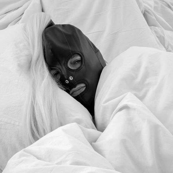 Anne de Vries - Little Herald, 2025