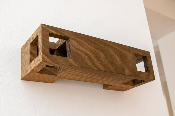 Stephan Wurmer, Raumwärts, 2001 , Mooreiche, 11 x 29 x 7,5 cm