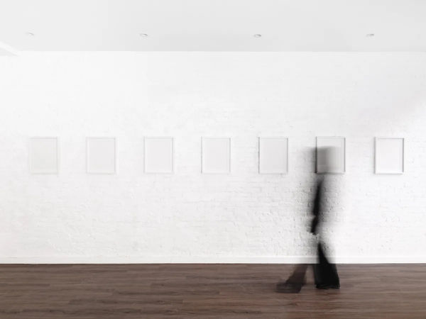 The White Show Marcel Schwittlick