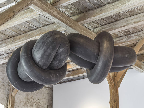 Michael Sailstorfer, "Clouds" (08), 2010