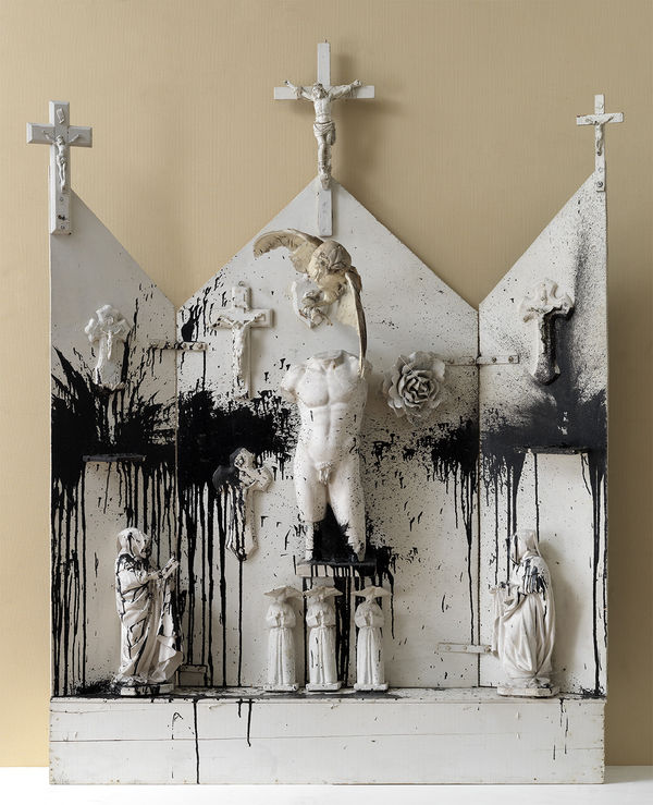 Niki de Saint Phalle, Autel Noir et Blanc (ou Autel), 1962