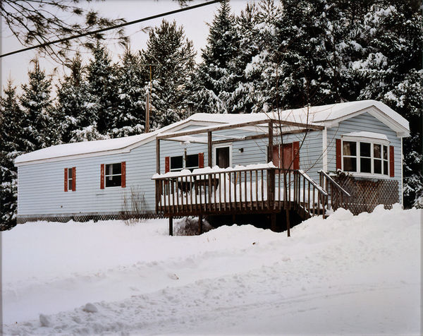 Roe Ethridge, House, Catskills, 2002