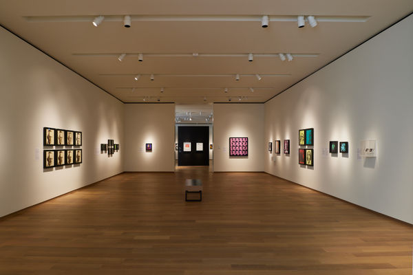 Andy Warhol: small is beautiful