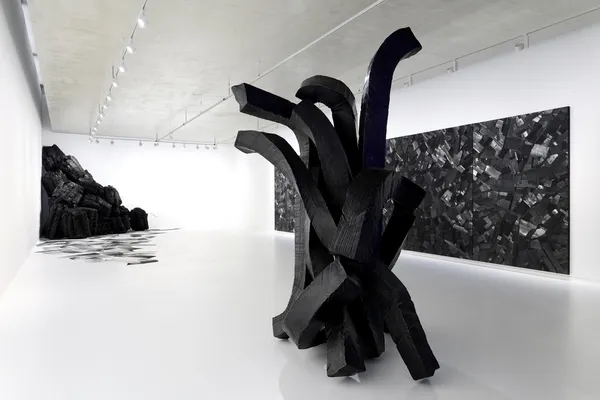 Lee Bae – En Attendant: Waiting, WONJU