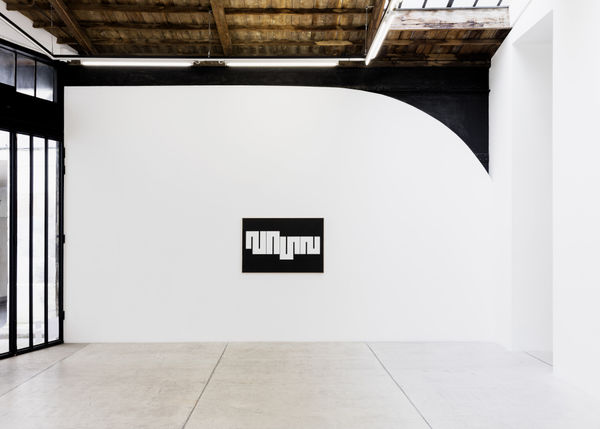 Knifer Julije 2021 Galerie Frank Elbaz Paris Exhibition View Photo Claire Dorn Hd 3