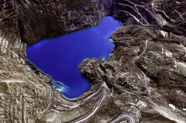 Anthropocène, Black-Lake, QC, 2012 20 x 30 in., Ed. 10