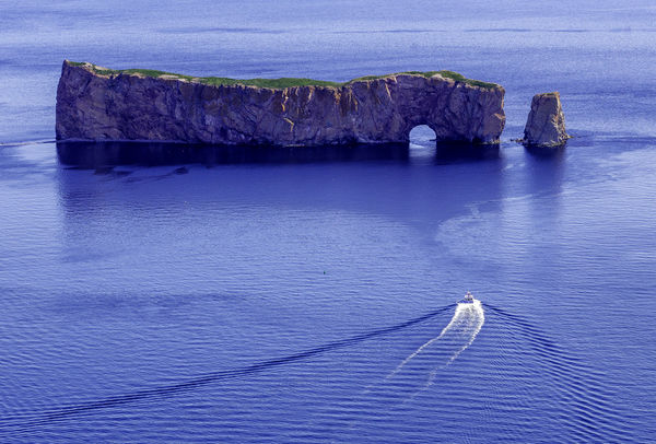 Vers le Rocher, Percé, QC, 2019 20 x 30 in., Ed. 15 24 x 36 in., Ed. 10